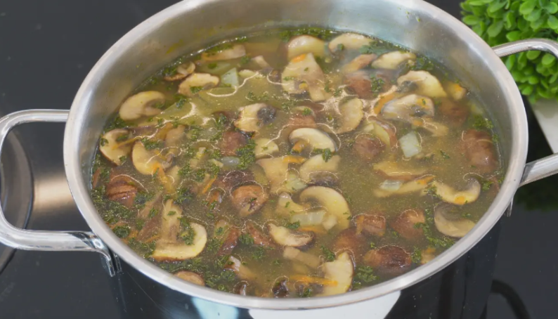 Как сделать грибной суп с ароматом, который удивит каждого