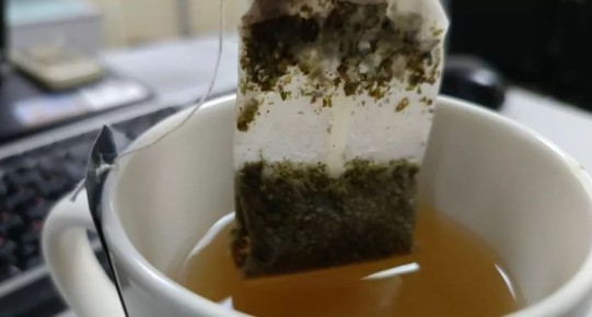 Почему бирки на чайных пакетиках важнее, чем вы думали