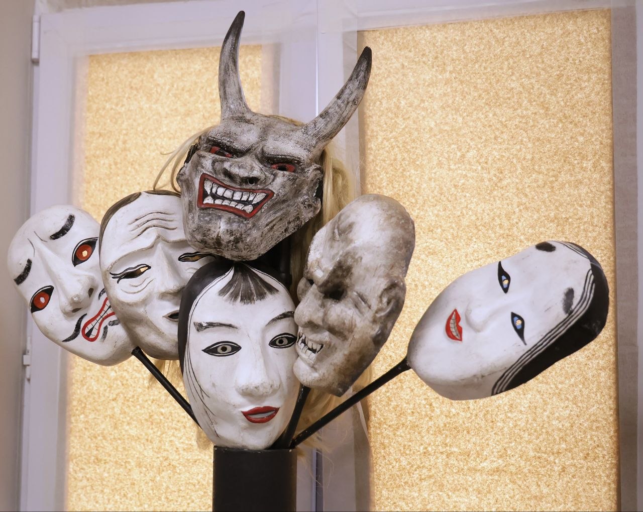 Театральная "Ночь". Сегодня - Международный день театра Театральная "Ночь". Сегодня - Международный день театра