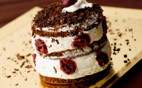 Выпускной с вкусом: как приготовить пирожные «Черный лес»