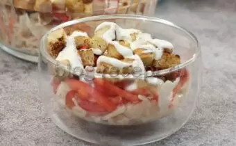 Салат с капустой и курицей, приготовленный без гриля: уникальный вкус барбекю