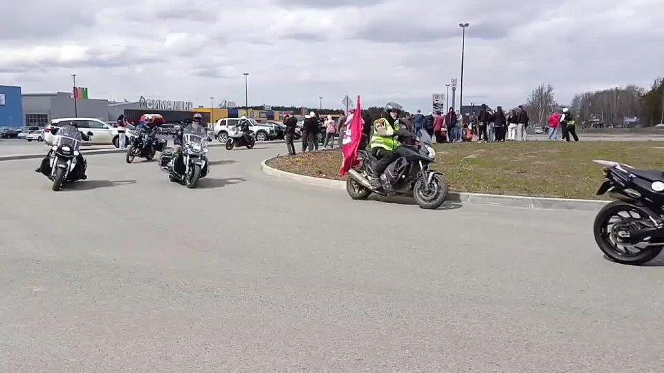 В Свердловской области продолжается открытие мотосезона