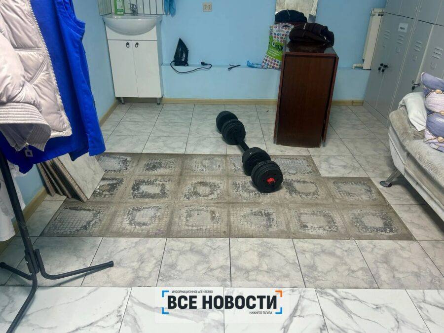 Наркологическая клиника в центре Тагила тонет в канализации Наркологическая клиника в центре Тагила тонет в канализации