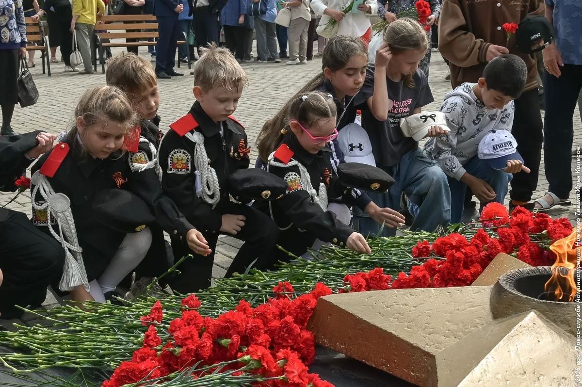 Детям стало плохо на акции ко Дню памяти и скорби в Нижнем Тагиле Детям стало плохо на акции ко Дню памяти и скорби в Нижнем Тагиле