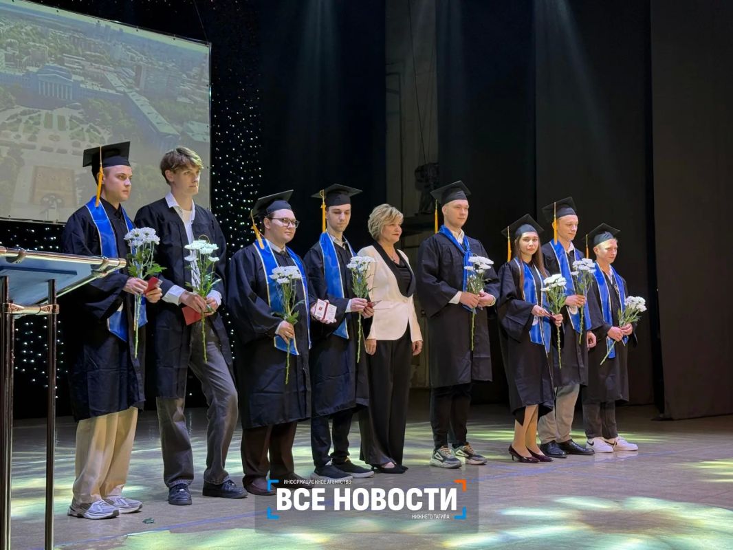 Вчерашние студенты НТИ УрФУ стали дипломированными специалистами Вчерашние студенты НТИ УрФУ стали дипломированными специалистами