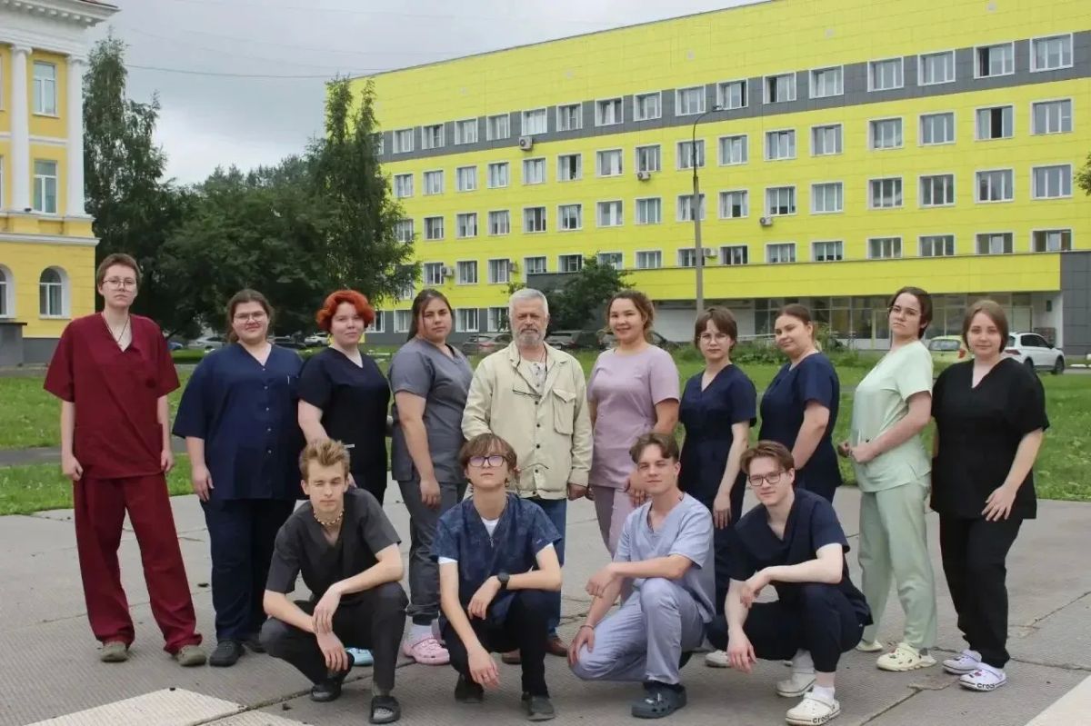 Более 20 будущих врачей проходят практику в больницах Нижнего Тагила в рамках нового кадрового проекта Татьяны Савиновой Более 20 будущих врачей проходят практику в больницах Нижнего Тагила в рамках нового кадрового проекта Татьяны Савиновой
