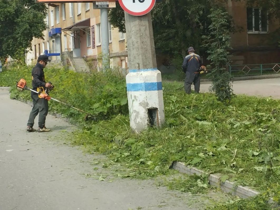 Доброе утро! С пятницей!. Дорожные службы следят за порядком и чистотой города Доброе утро! С пятницей!. Дорожные службы следят за порядком и чистотой города