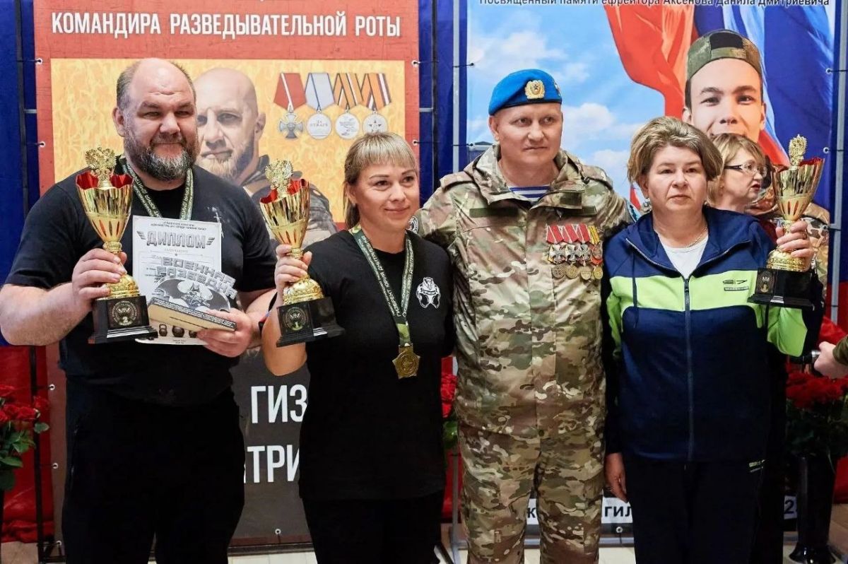В Нижнем Тагиле состоялся открытый турнир по силовым видам спорта В Нижнем Тагиле состоялся открытый турнир по силовым видам спорта