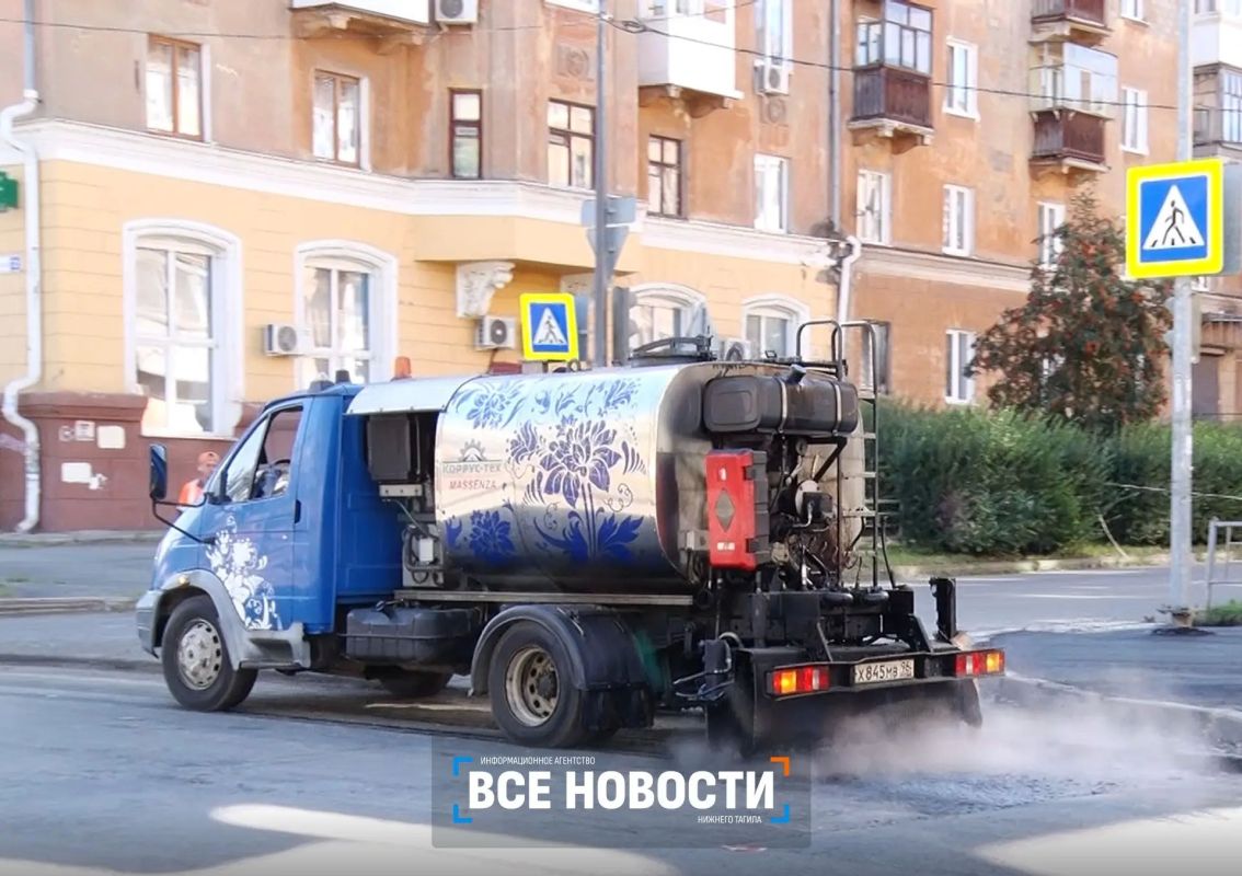 Газетная преображается: на центральной улице Нижнего Тагила меняют асфальт, бордюры и ливнёвки Газетная преображается: на центральной улице Нижнего Тагила меняют асфальт, бордюры и ливнёвки