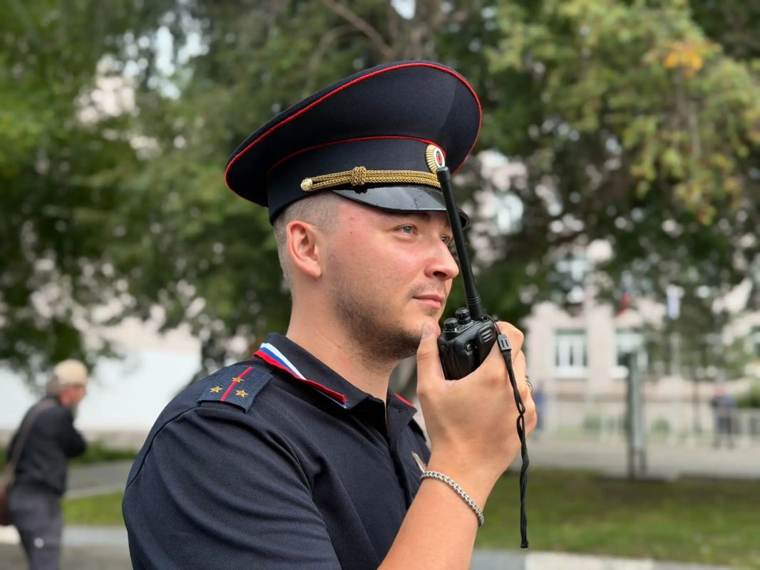 В Нижнем Тагиле усилили охрану порядка в День города В Нижнем Тагиле усилили охрану порядка в День города