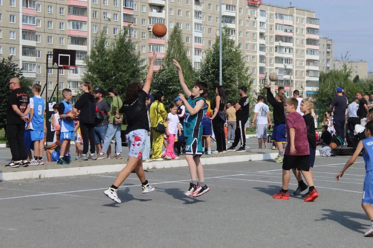 В Нижнем Тагиле проходит чемпионат города по баскетболу 3х3 В Нижнем Тагиле проходит чемпионат города по баскетболу 3х3