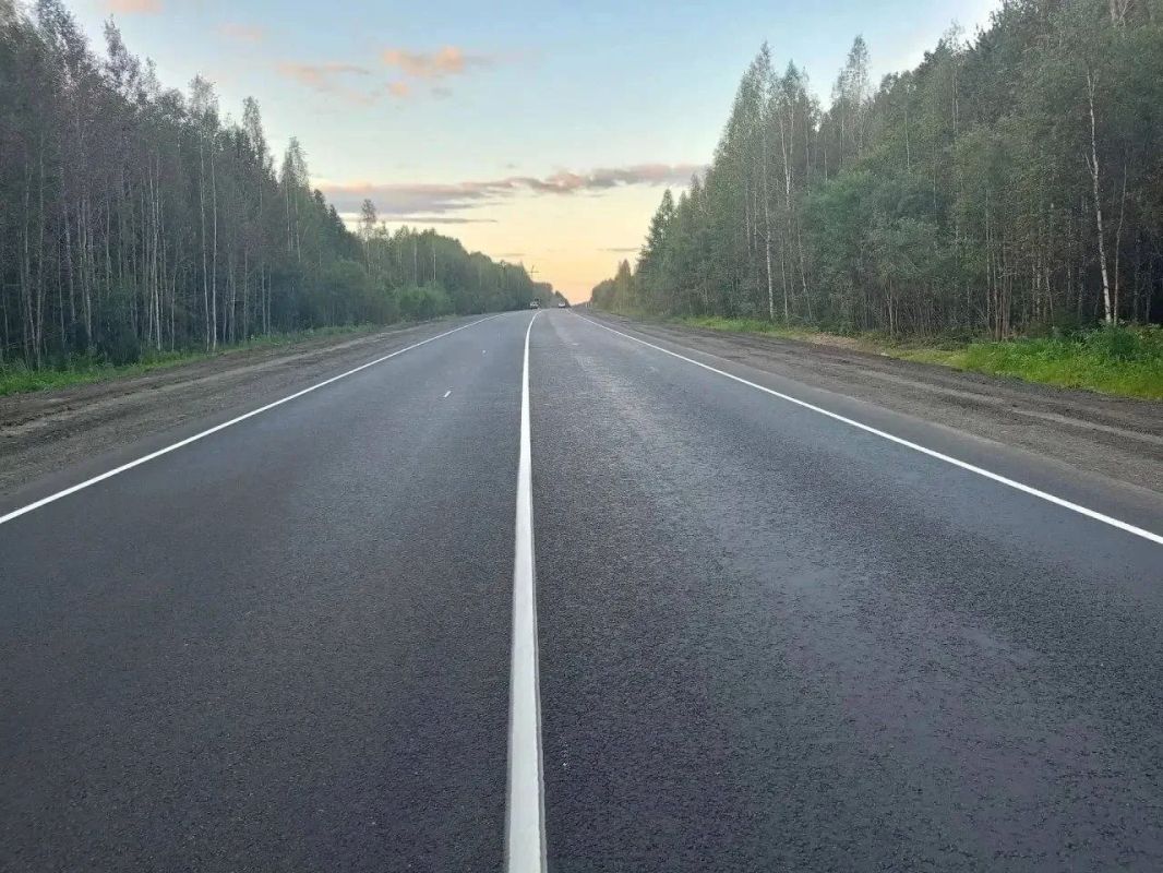 Еще 12 километров региональных трасс отремонтировали в Свердловской области Еще 12 километров региональных трасс отремонтировали в Свердловской области