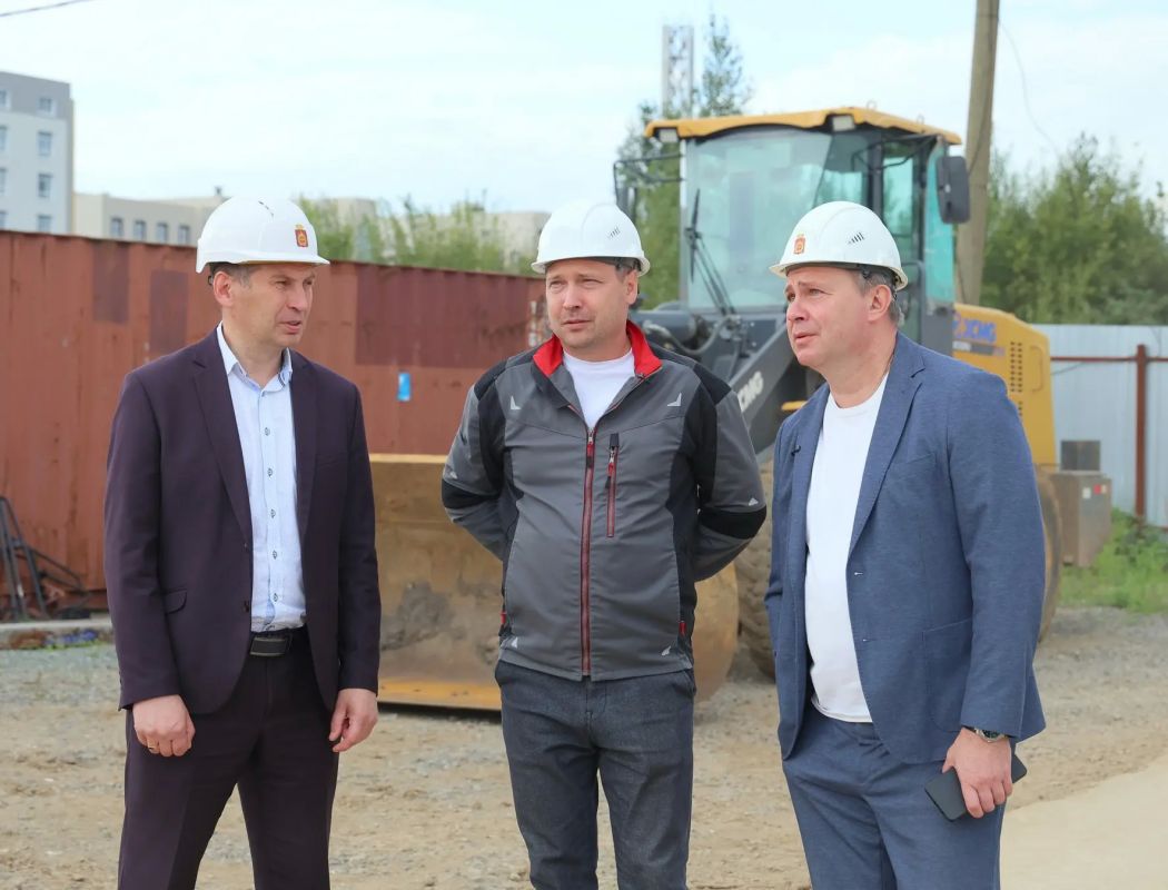 Школа на 1200 мест растет в Нижнем Тагиле: что там происходит Школа на 1200 мест растет в Нижнем Тагиле: что там происходит