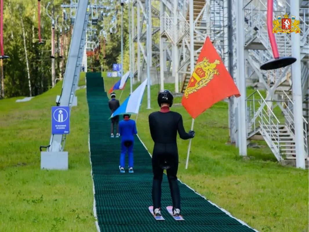 Больше прыжков за тренировку: на «Аисте» запустили новый подъемник Больше прыжков за тренировку: на «Аисте» запустили новый подъемник