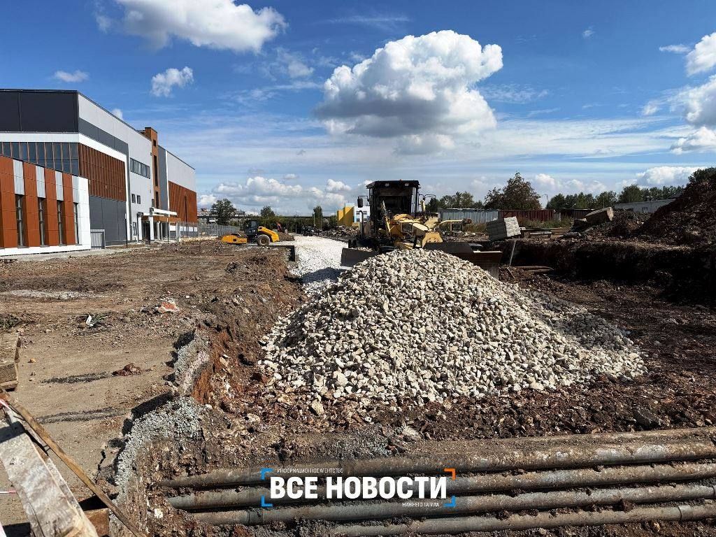 В Нижнем Тагиле готовятся к открытию спортивно-оздоровительного комплекса «Выйский» на месте снесенной воинской части В Нижнем Тагиле готовятся к открытию спортивно-оздоровительного комплекса «Выйский» на месте снесенной воинской части