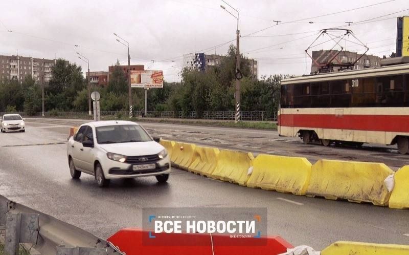 По мосту на Космонавтов ограничено движение