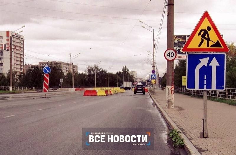 По мосту на Космонавтов ограничено движение По мосту на Космонавтов ограничено движение