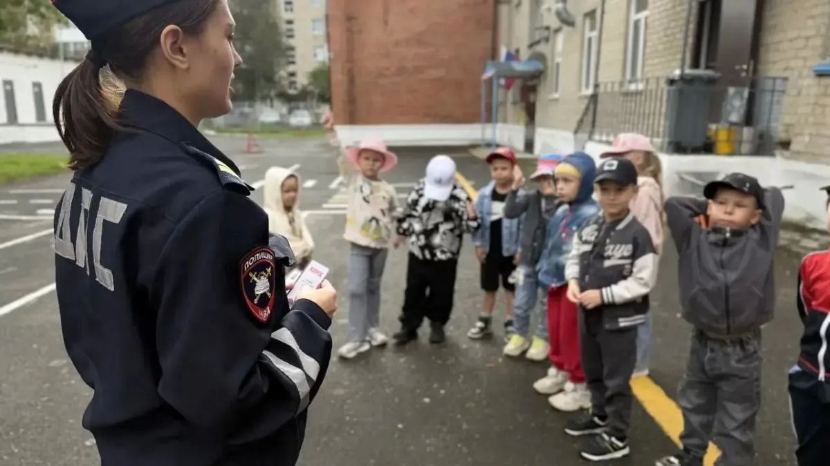 В Свердловской области проходят просветительские акции для велосипедистов и пользователей СИМ В Свердловской области проходят просветительские акции для велосипедистов и пользователей СИМ