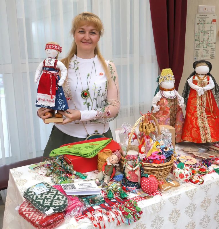 Большой семейный форум, организованный Союзом "Торгово-промышленная палата город Нижний Тагил" отгремел сегодня во Городском дворце детского и юношеского творчества Большой семейный форум, организованный Союзом "Торгово-промышленная палата город Нижний Тагил" отгремел сегодня во Городском дворце детского и юношеского творчества