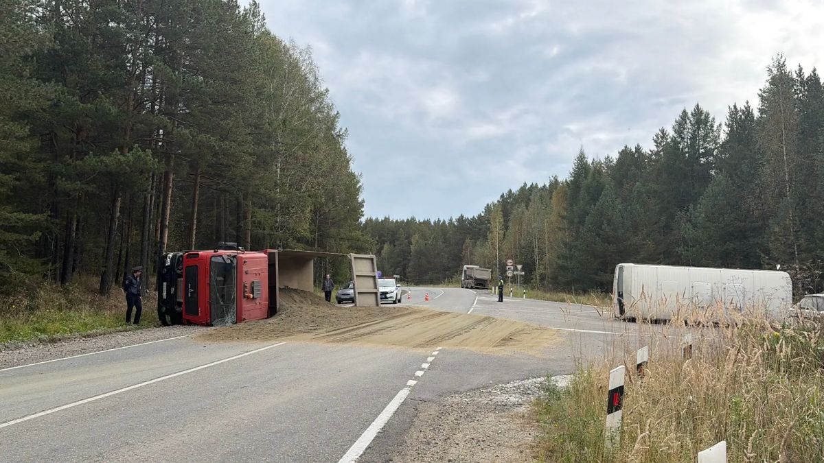 Лишение права управления грозит водителю пассажирского автобуса, попавшего в ДТП на трассе «Николо-Павловское — Петрокаменское — Алапаевск» Лишение права управления грозит водителю пассажирского автобуса, попавшего в ДТП на трассе «Николо-Павловское — Петрокаменское — Алапаевск»