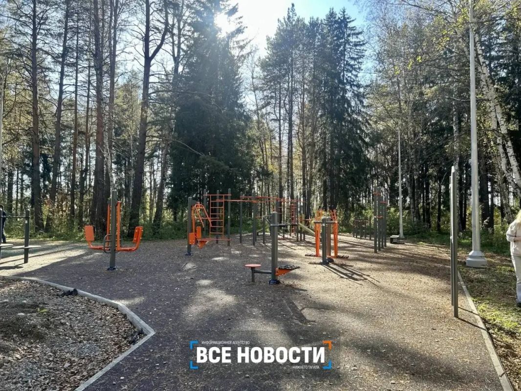 Почти готов: парк на Руднике заполнился гуляющими тагильчанами Почти готов: парк на Руднике заполнился гуляющими тагильчанами