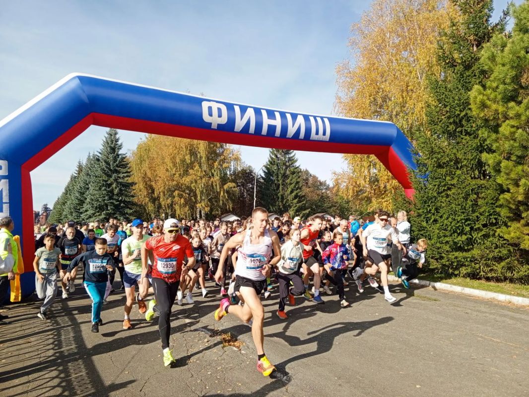 В Нижнем Тагиле прошёл массовый забег В Нижнем Тагиле прошёл массовый забег