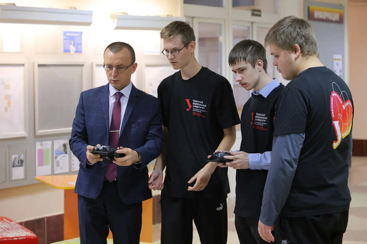 В Нижнем Тагиле проводятся «Техноканикулы» для старшеклассников В Нижнем Тагиле проводятся «Техноканикулы» для старшеклассников